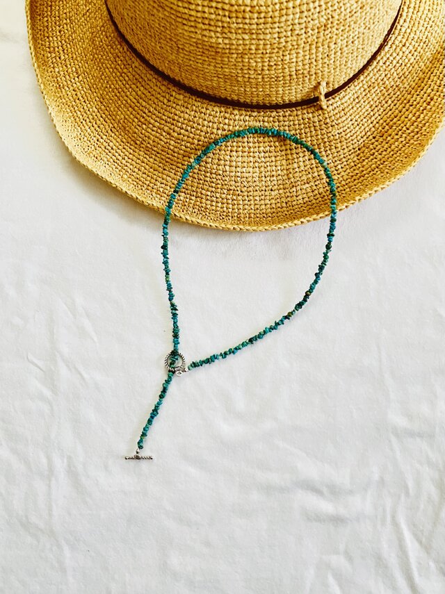 ターコイズのネックレス　