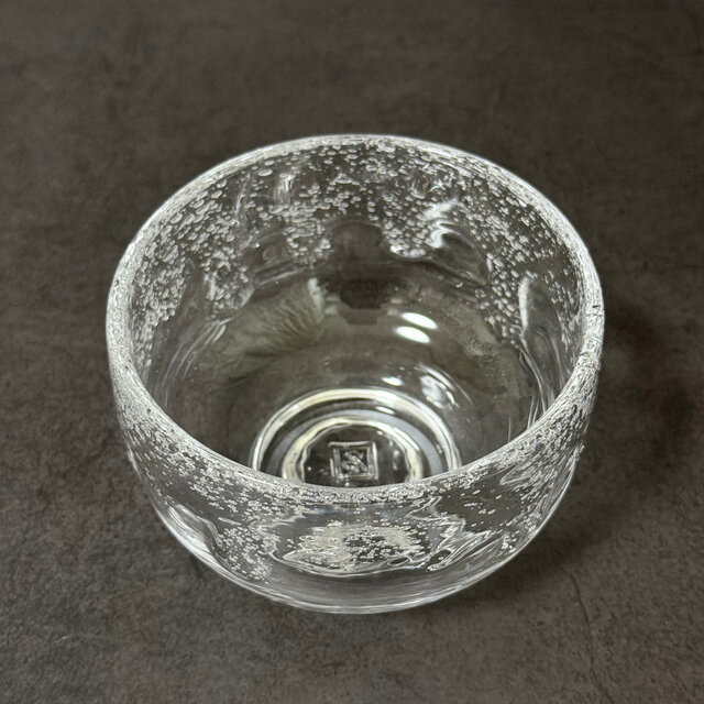 美しい古美術◾️蔵からクリームチーズケーキの様な美しい釉薬の抹茶茶碗が出て来ました 抹茶ムースのチーズケーキ | 京都・創作和洋菓子 八つ橋庵