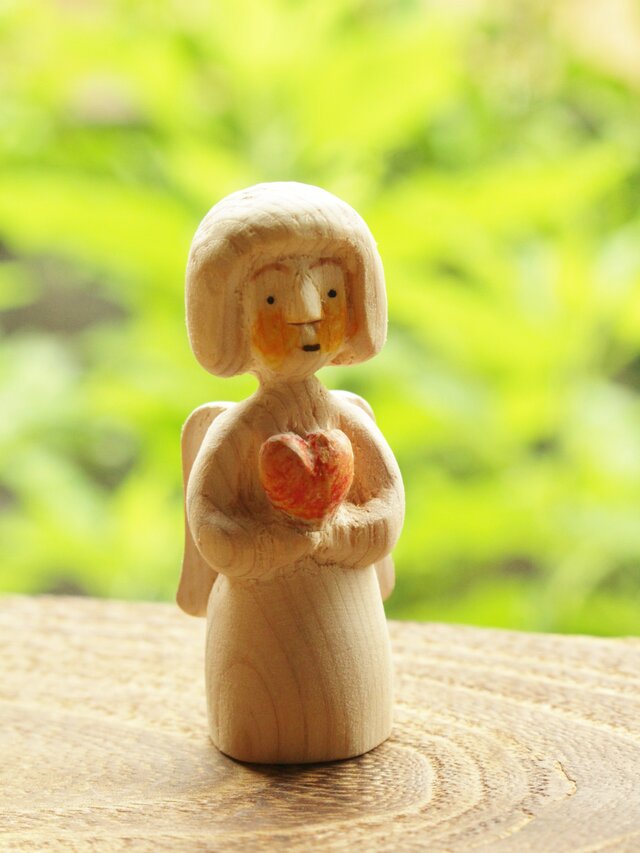 木彫り 天使　③