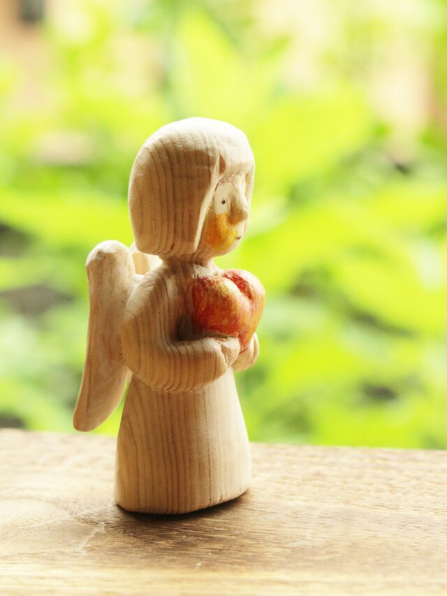 木彫り 天使 ④ | iichi 日々の暮らしを心地よくするハンドメイドや