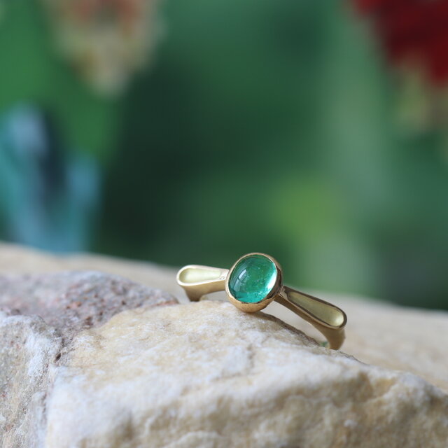 エメラルドリング【K18 / K22】