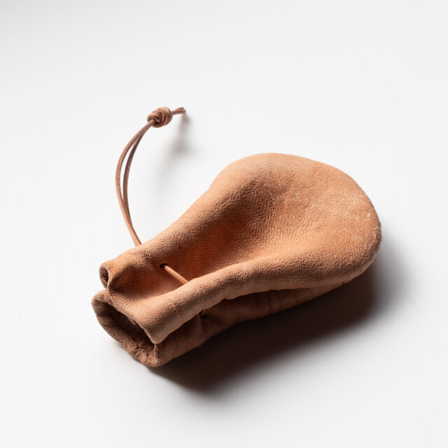 羊革巾着  2220623