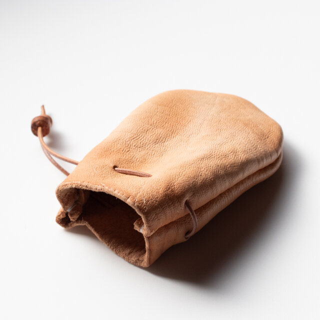 羊革巾着 2220624 | iichi 日々の暮らしを心地よくするハンドメイドや