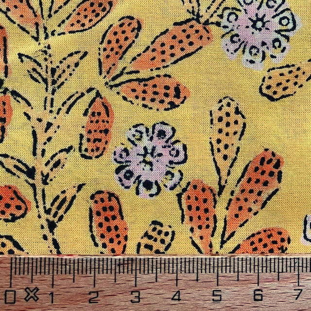 未使用※インド ブロックプリント 中綿入りキルト ネイティヴイエロー　マルチラグ 未使用※インド ブロックプリント 中綿入りキルト ネイティヴイエロー