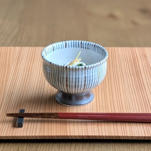 錆十草高台小鉢 | iichi 日々の暮らしを心地よくする