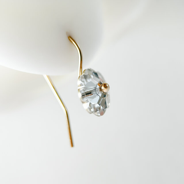 デイジー 花ピアス 透明クリスタル フラワーピアス 14kgf(8mm / 10mm デイジー 花ピアス 透明クリスタル フラワーピアス 14kgf(8mm / 10mm