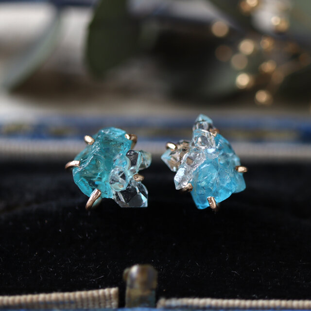 【一点物】アパタイトとダイヤモンドクォーツのピアス