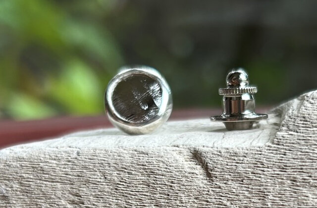 ムオニオナルスタ隕石（メテオライト）シルバータイタック・ピンズ