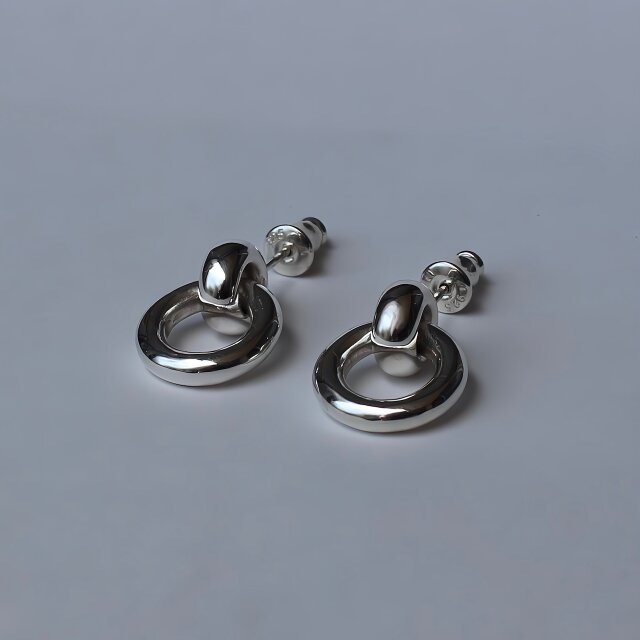 Knocker pierce / SV925