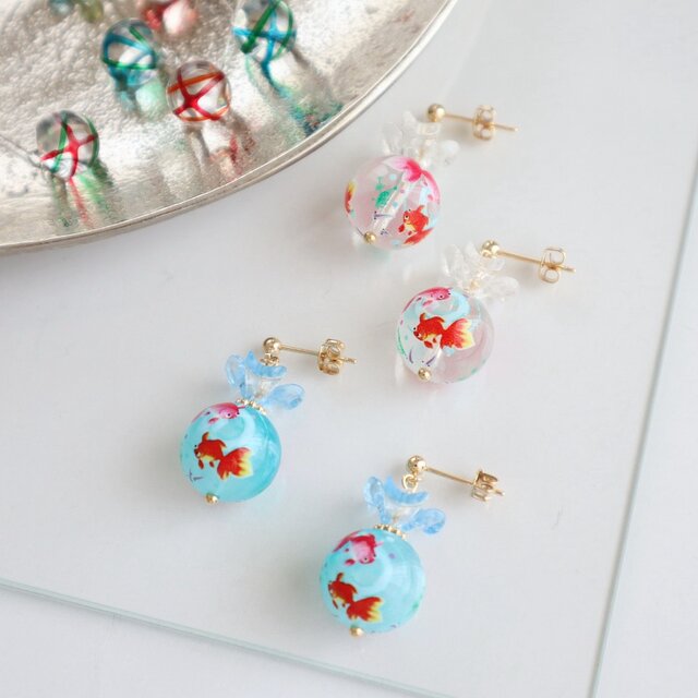【018】金魚のピアス／イヤリング／金魚／夏／お祭り 夏祭り・浴衣に＞ 金魚ピアス/イヤリング | iichi 日々の暮らしを