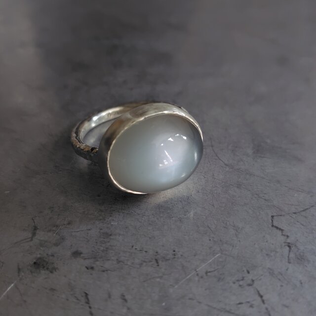 ムーンストーン　ハンドメイド　シルバーリング グレームーンストーンシルバーリング#17 | iichi 日々の暮らしを
