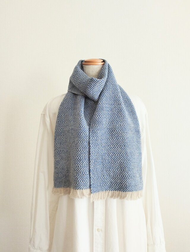 波模様マフラー/グレーベージュx青