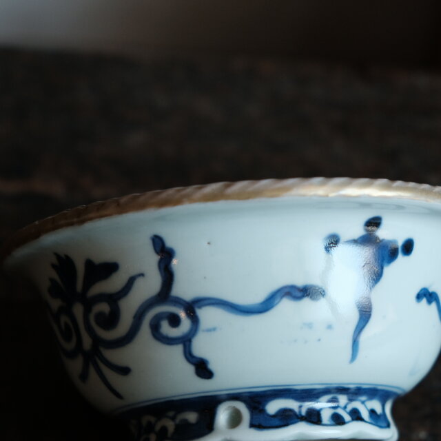 素敵な形状◇梅尽くし 伊万里 花文染付金彩深鉢 碗 骨董・antiques 器