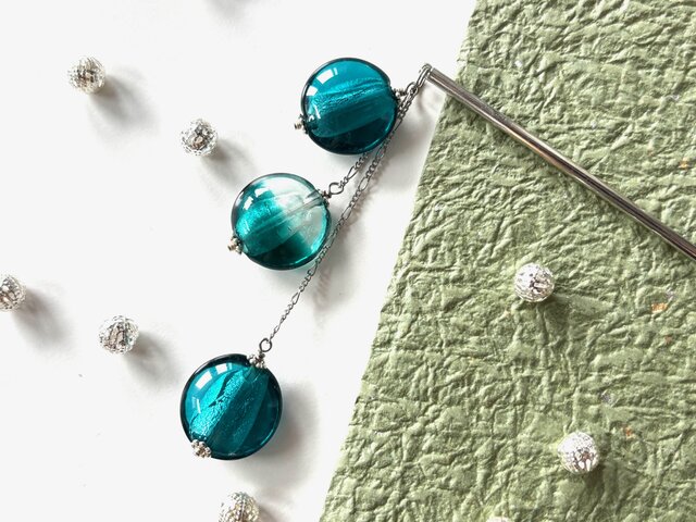 ○わくわくとんぼ玉☆ANTIQUE4層グリーンシェブロン細長中玉A4 蜻蛉玉