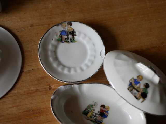 ディネット セット 子供の絵柄 フランスアンティーク アンティークの