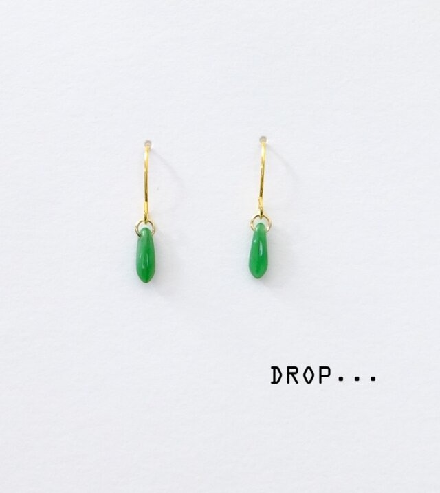 d224-25【森緑】小さなチェコダガーのシンプルピアス（パーツ変更可能）
