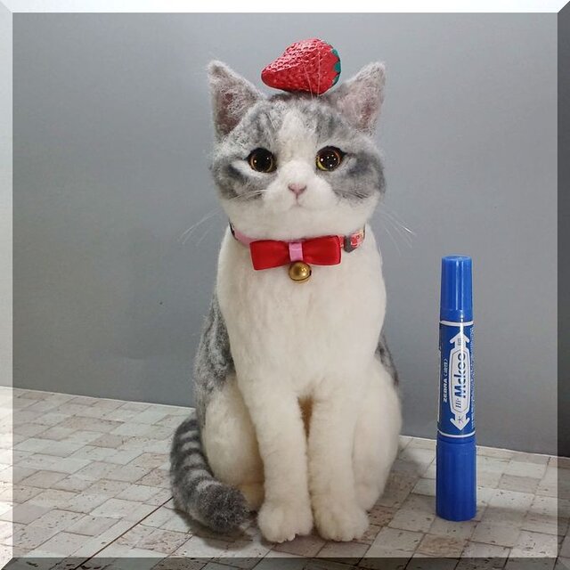 羊毛フェルト　猫　サバシロ猫　サバシロ　ねこ　ネコ　猫フィギュア