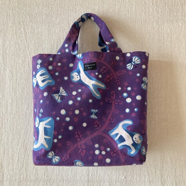 型染め　帆布トート（M）「ねこと蝶」