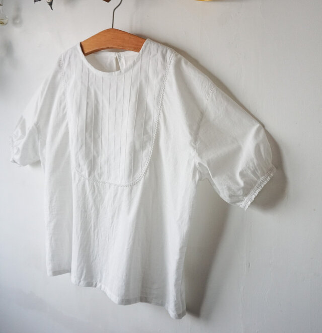 クラシカル風5分袖プルオーバー（オフcol）