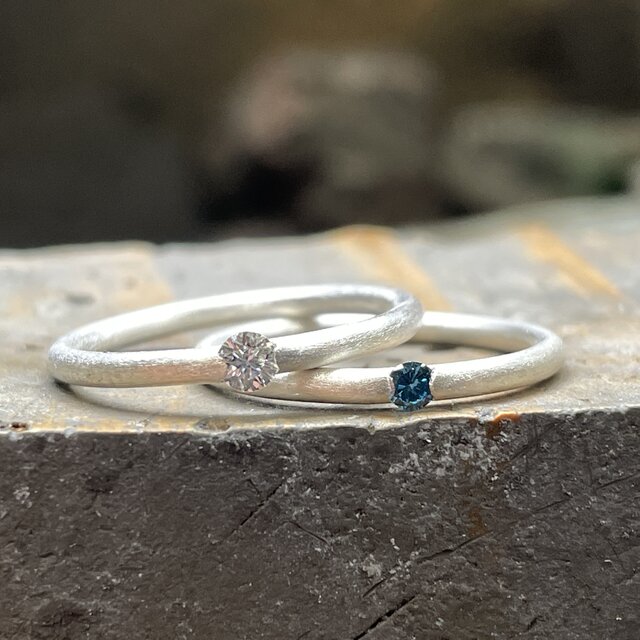 ディープブルー ダイヤモンド 約2.5㎜ plain シルバーSV925リング