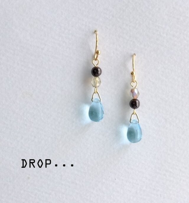 【残りわずか】d149-57【1月の誕生石　ガーネット】と【アクアマリン】ドロップのアレンジピアス（パーツ変更可能）