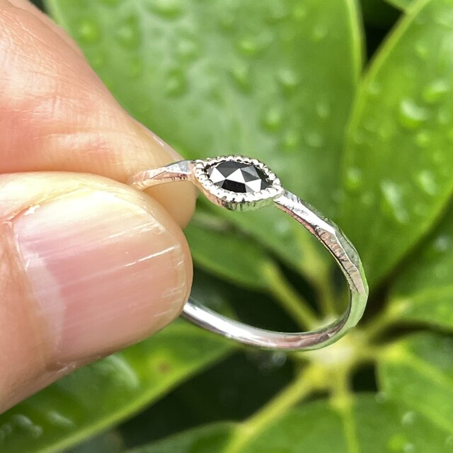 ブラックダイヤモンド マーキス ローズカット 0.25ct K18×シルバー