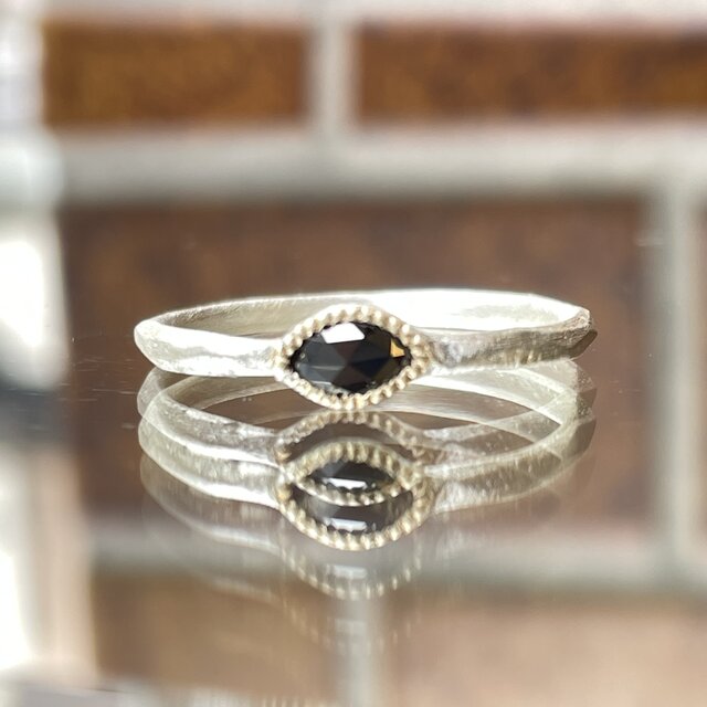 ブラックダイヤモンド マーキス ローズカット 0.25ct K18×シルバー