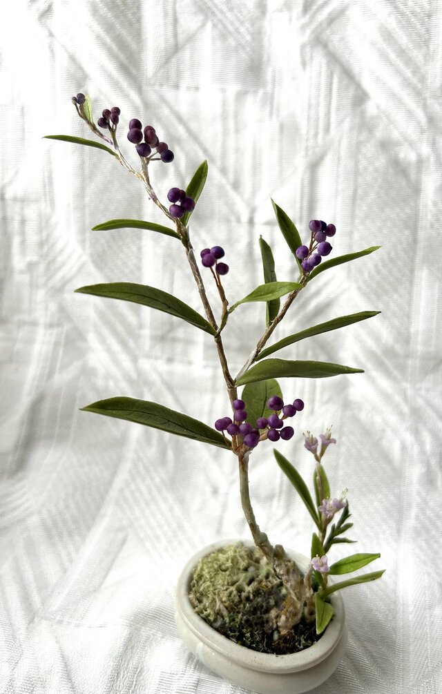 クレイの花(粘土）紫式部盆栽 | iichi 日々の暮らしを心地よくする