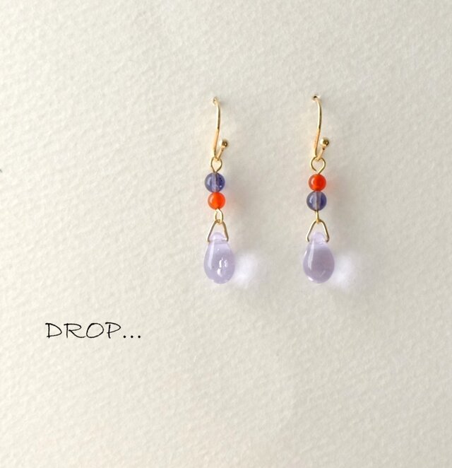 d256-71【天然石アイオライトと7月の誕生石カーネリアン】と【大人マリン】ドロップのアレンジピアス（パーツ変更可能）