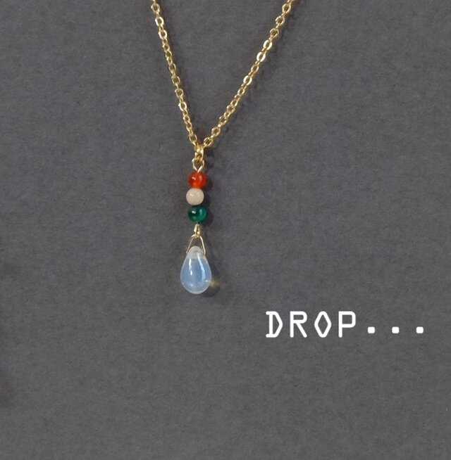 d258-162【天然石カーネリアン　マラカイト】と【綿あめ】ドロップのアレンジネックレス　長さ選べます