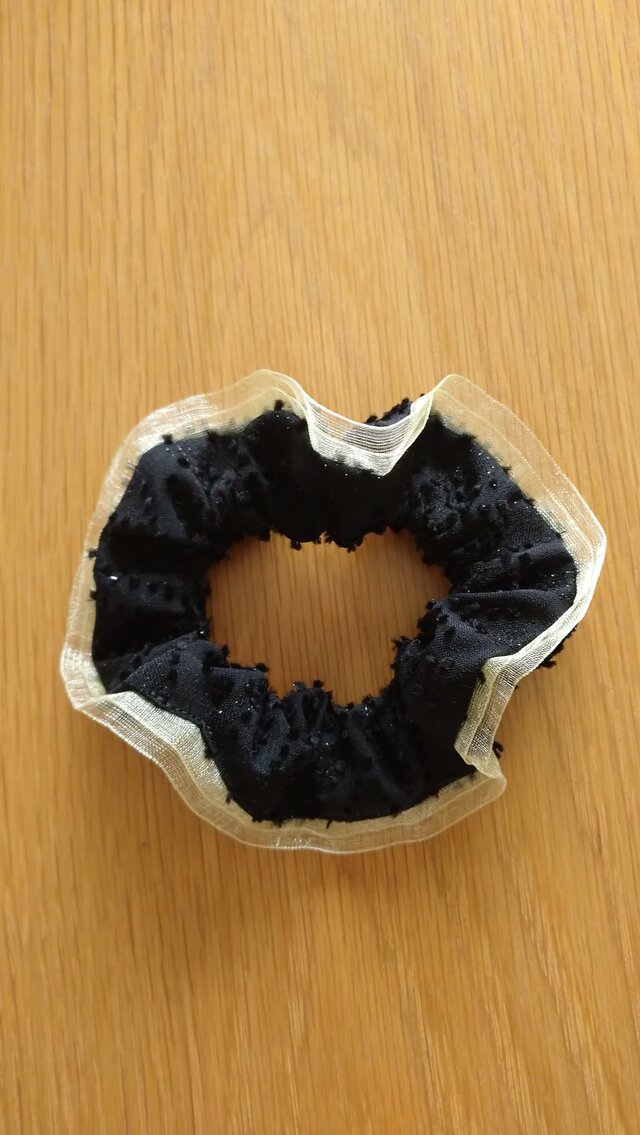 月夜のシュシュ(M)