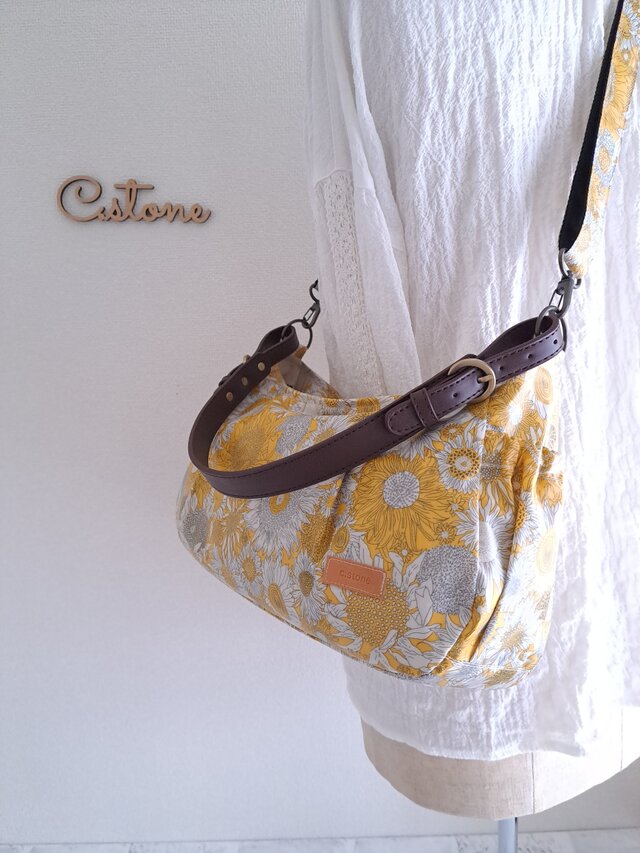 持ち手別売り リバティ ラミネート 魔女子さんノワール 横長ショルダー