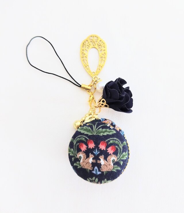 北欧の森マカロンポーチ(リス）