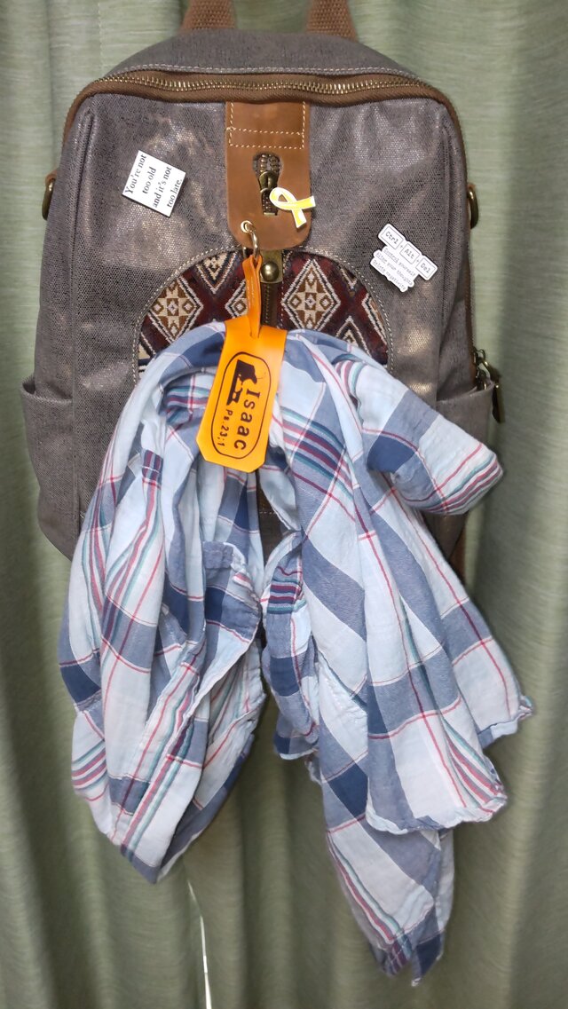 荷物固定ホルダー　バックタグ