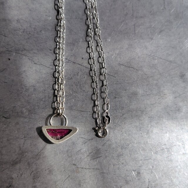 バイカラートルマリンネックレス | iichi 日々の暮らしを心地よくする