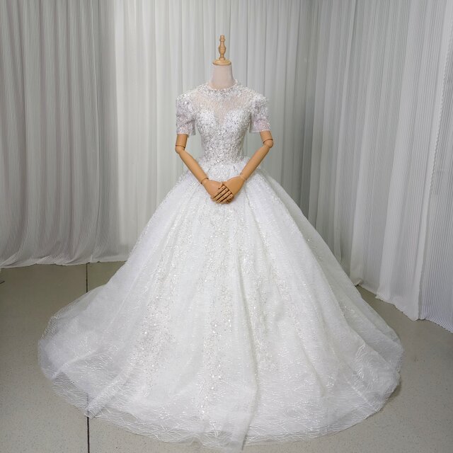 豪華!韓国風ドレス ウェディングドレス キラキラ光る刺繍 短袖 豪華!韓国風ドレス ウェディングドレス キラキラ光る刺繍 短袖