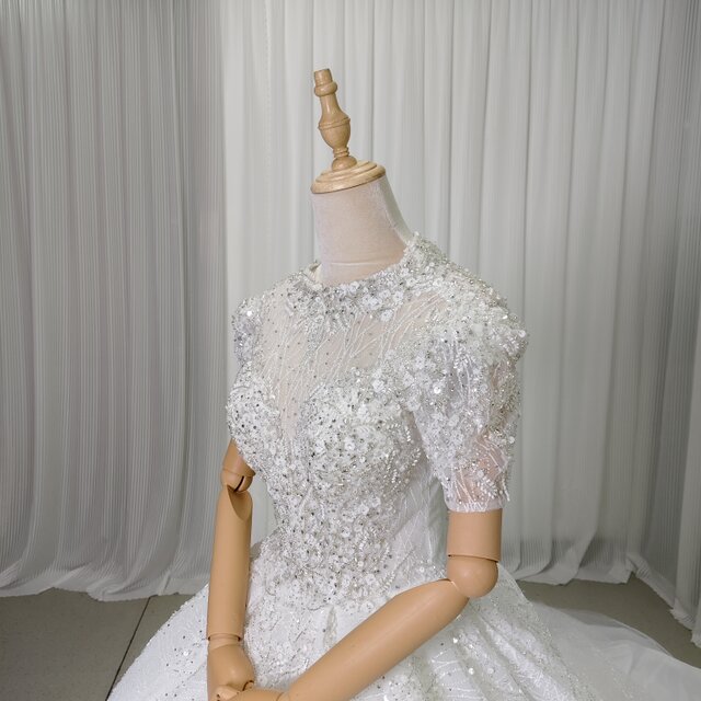 豪華！韓国風ドレス ウェディングドレス キラキラ光る刺繍 短袖