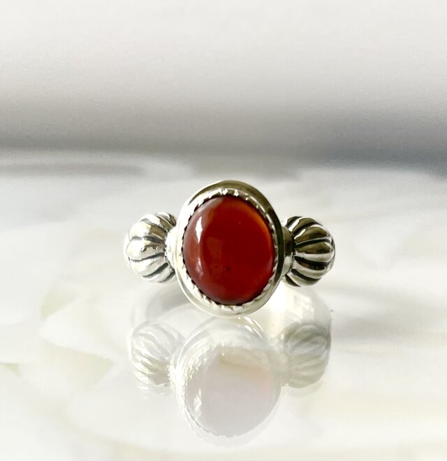 カーネリアンの王冠リング