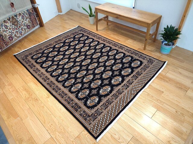 パキスタン絨毯 ハイクオリティ ボハラデザイン 192x140cm 厚み