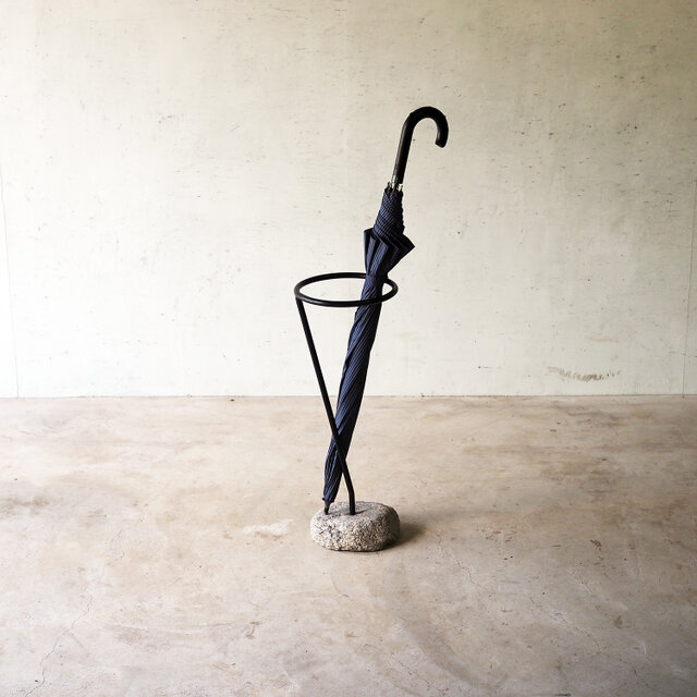 傘立て(石製品) 黒御影石 【umbrella stand】 傘立て(石製品) 黒御影石
