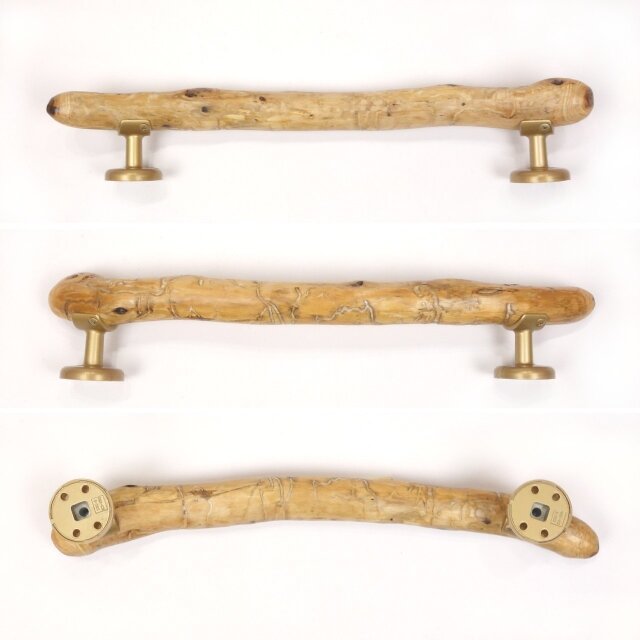 温泉流木】枝跡と虫食い跡が美しい模様の流木ドアハンドル・手すり