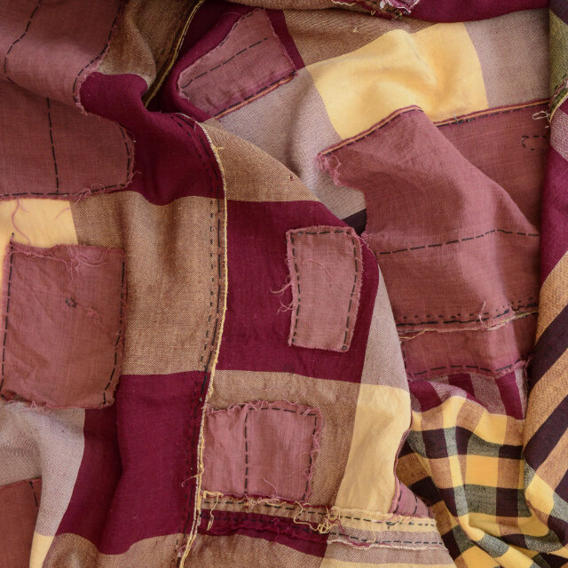 襤褸古布の布団皮｜昭和初期〜中期｜格子×無地 つぎはぎクレイジーパターン｜180×157cm