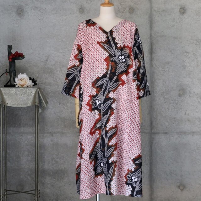 着物リメイク 浴衣ワンピース有松絞り Lサイズ 着物リメイク 有松絞りのワンピース L 〜 フリーサイズ | iichi
