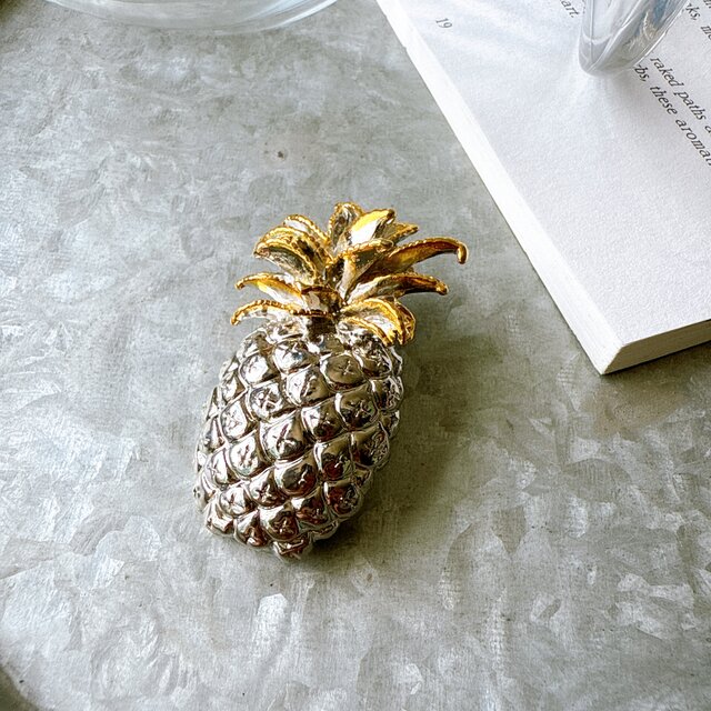 SC134-ヴィンテージブローチ U.S.A. 1980〜90s Pineapple Gold
