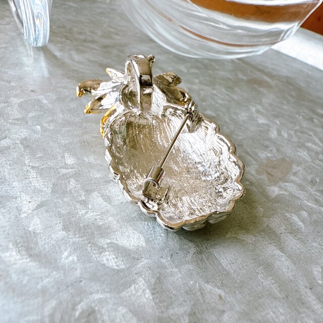 SC134-ヴィンテージブローチ U.S.A. 1980〜90s Pineapple Gold