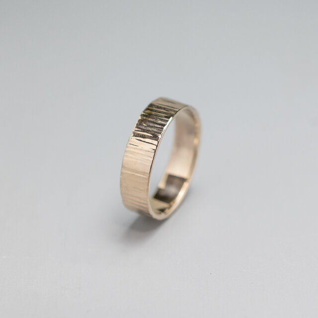 PGPピンクゴールドフラットリング 5.0mm幅 縦槌目｜FA-1124