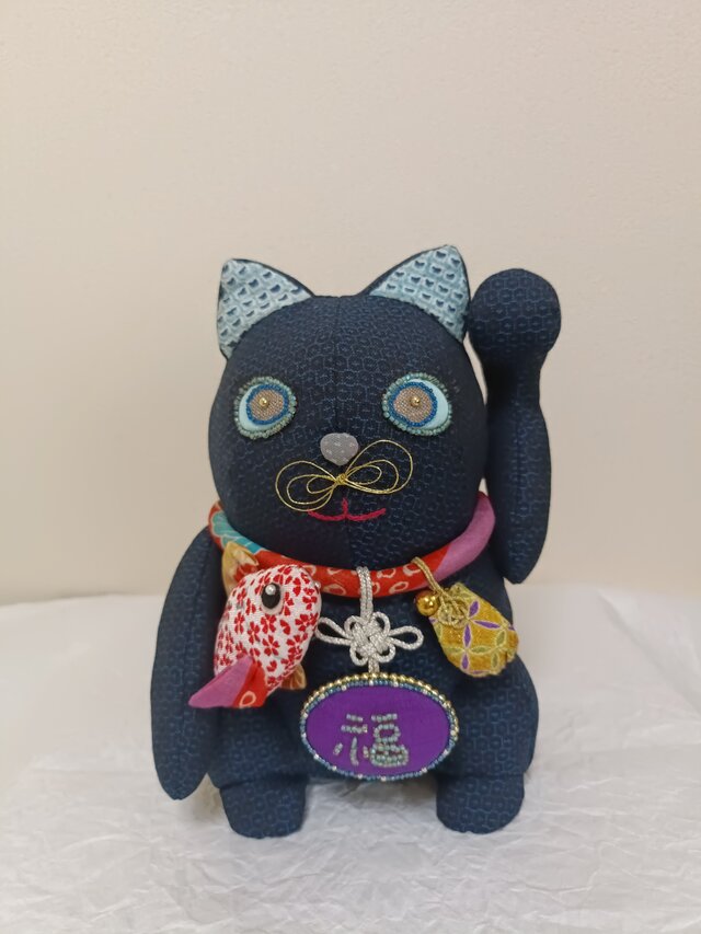 招き猫 【2025】青墨 | iichi 日々の暮らしを心地よくするハンドメイド