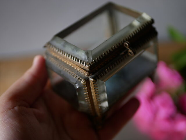 ガラスのジュエリーボックス フランスアンティーク アンティーク