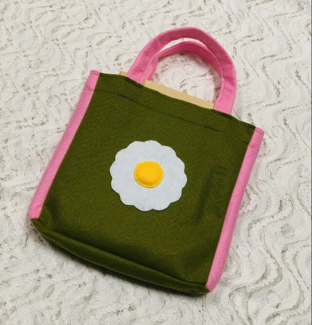 フェルトのミニトートバッグ 黄緑×ピンク | iichi 日々の暮らしを