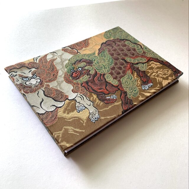 唐獅子図』 狩野永徳御朱印帳 B5見開き御朱印帳 見開き御朱印帳 牡丹蔓